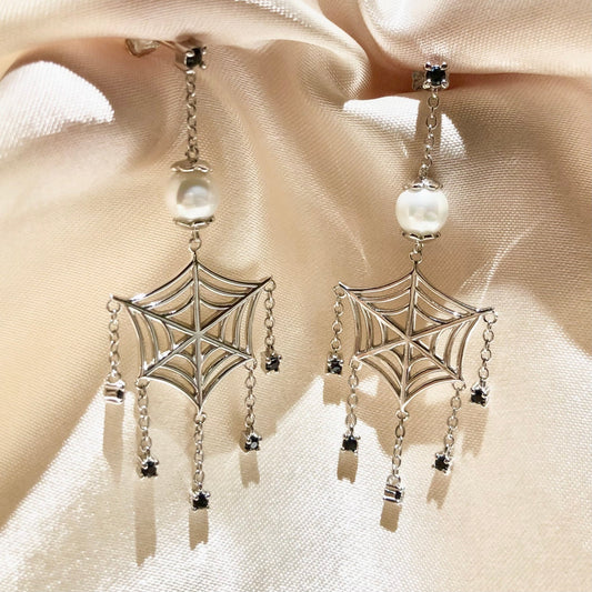 (Preorder) Kafka Earrings - Meowmeowgirl's Market